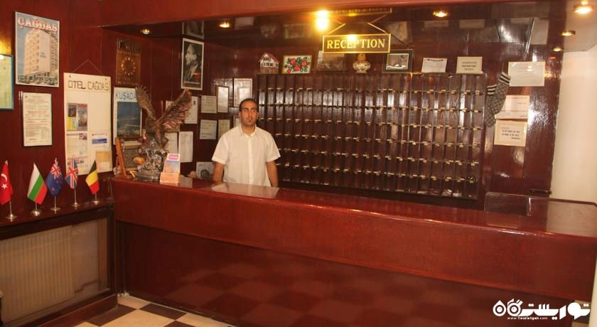 نمای میز پذیرش  هتل جاگداس